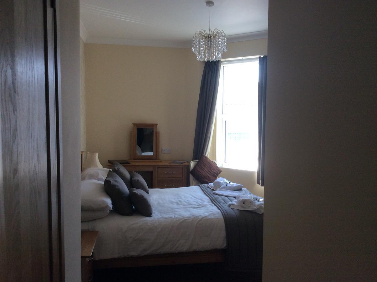 Coombe Court Hotel 토키 외부 사진